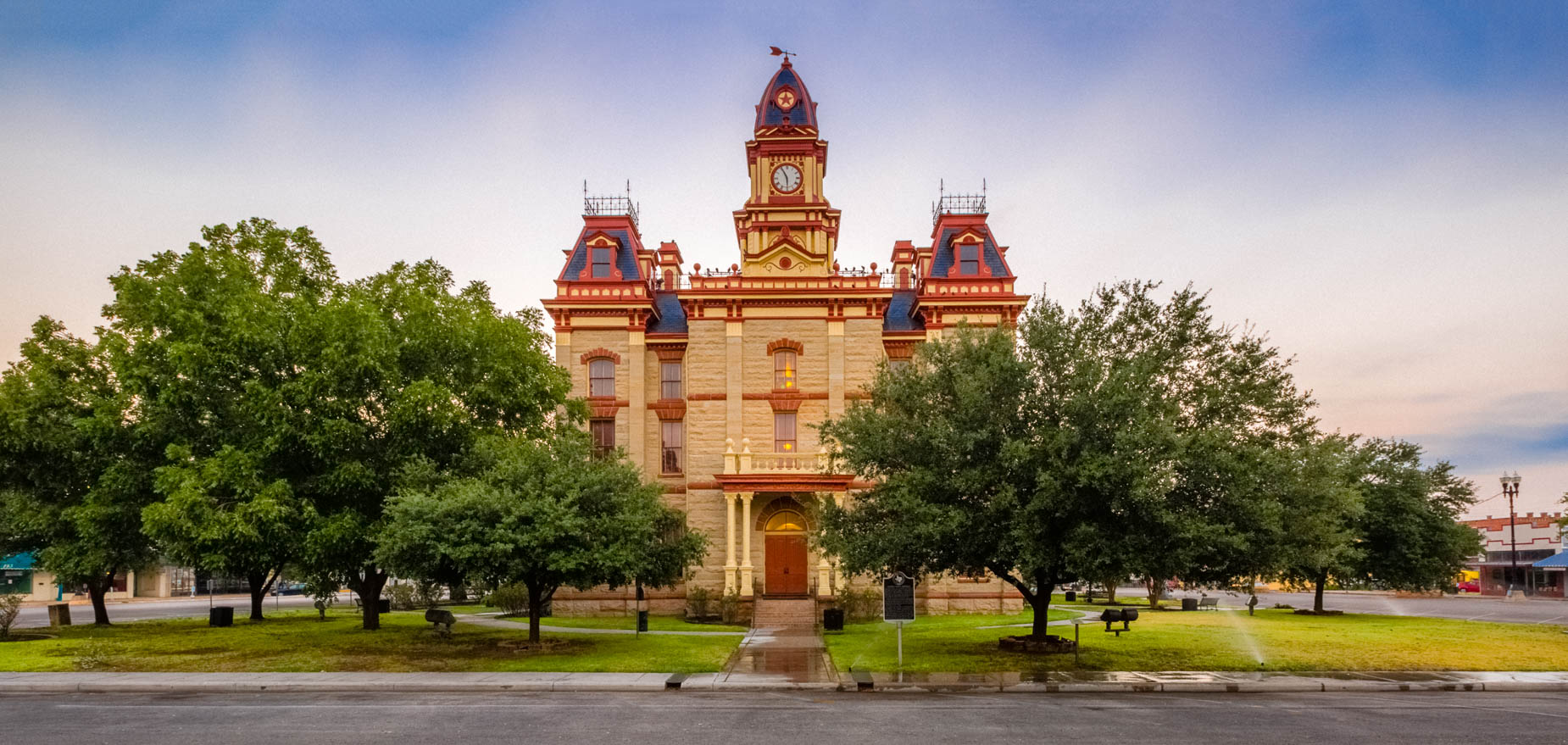 CaldwellCountyCourthouseLockhartTexas-30935